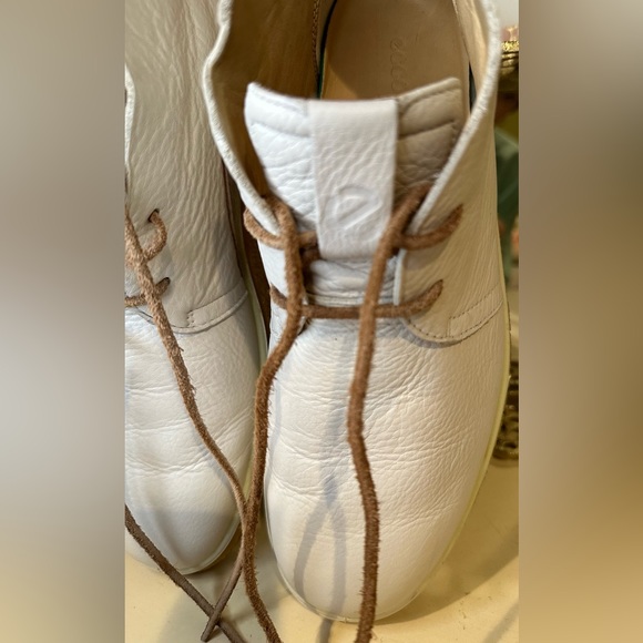 EUC 💠 ECCO “Crepetray” Chukka Boot in Creamy-white full grain leather. Size 9/40 - Picture 8 of 12